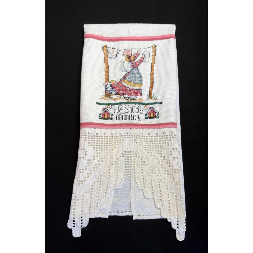 Vintage Washday Monday Cross Stitch Tea Towel Crochet Lace Trim White Pink 18x39